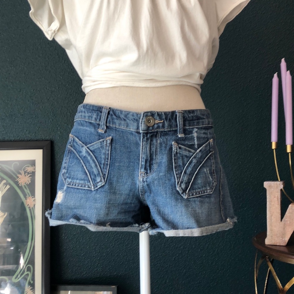 Mossimo cutoff denim shorts Size 9